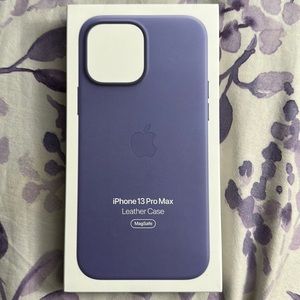 Apple iPhone 13 Pro Max leather case